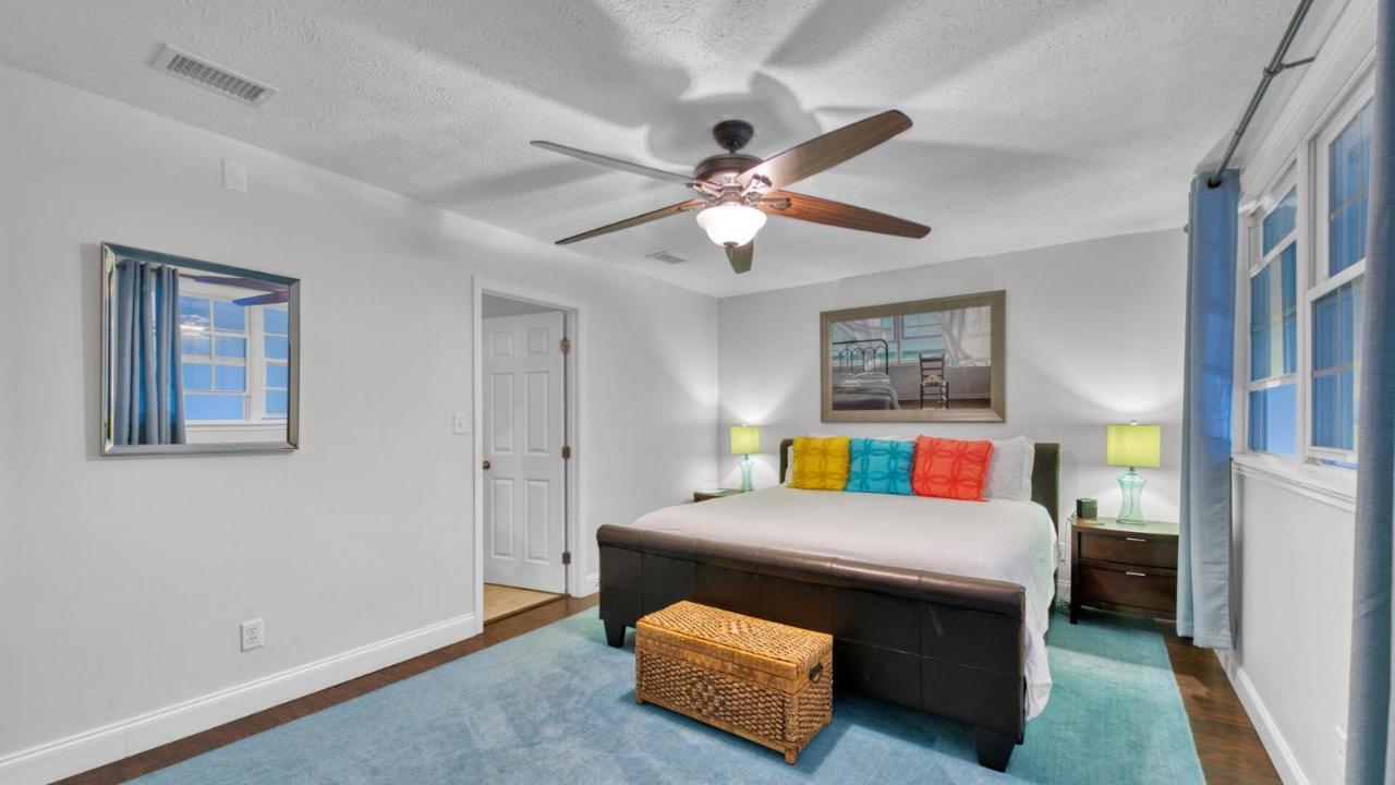 Crystal Villas 12B - Updated 2 Bedroom With Loft Beach Front Condo In The Heart Of Destin Buitenkant foto