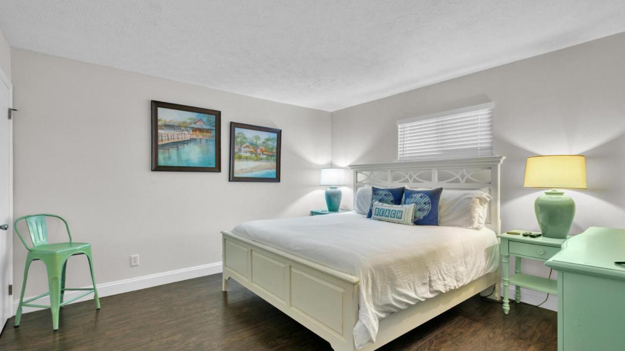 Crystal Villas 12B - Updated 2 Bedroom With Loft Beach Front Condo In The Heart Of Destin Buitenkant foto